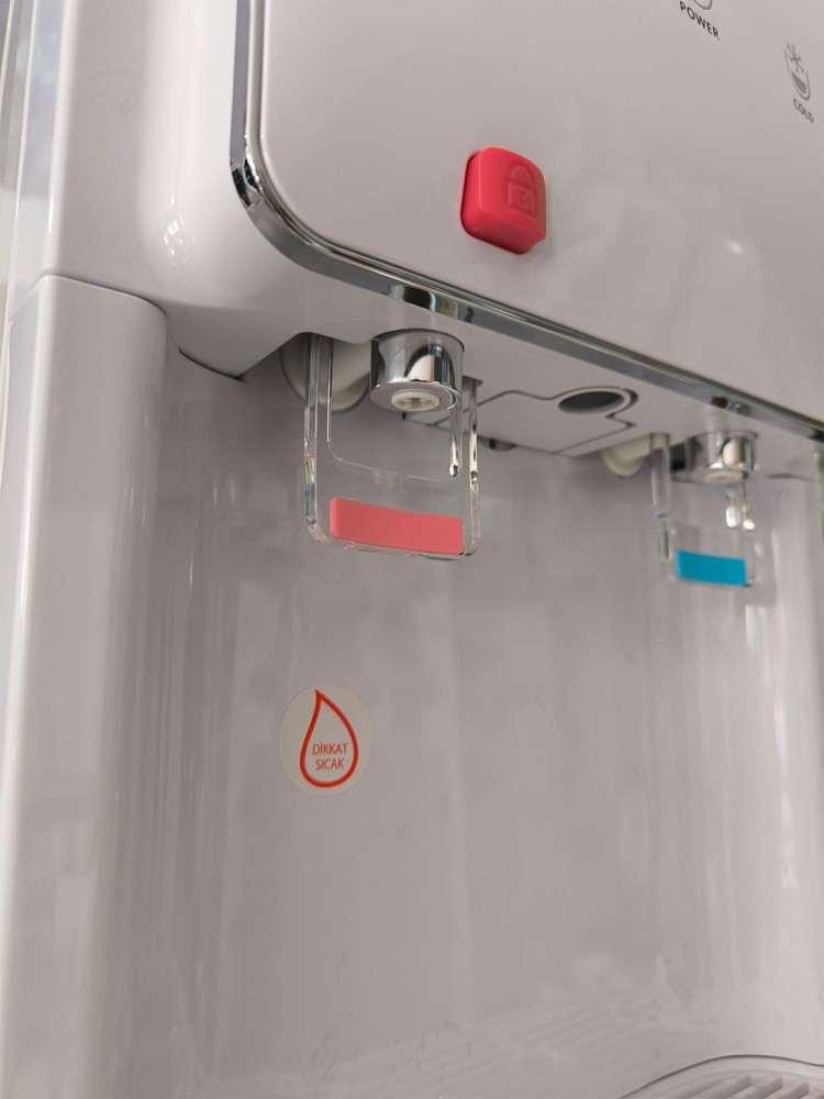 LG Ultra Alkali arıtmalı su sebil cihazı LG Ultra Alkali arıtmalı su sebil cihazı